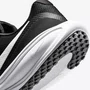 Tênis Nike Revolution 8