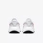 Tênis Nike Revolution 8