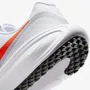 Tênis Nike Revolution 8