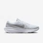Tênis Nike Revolution 8